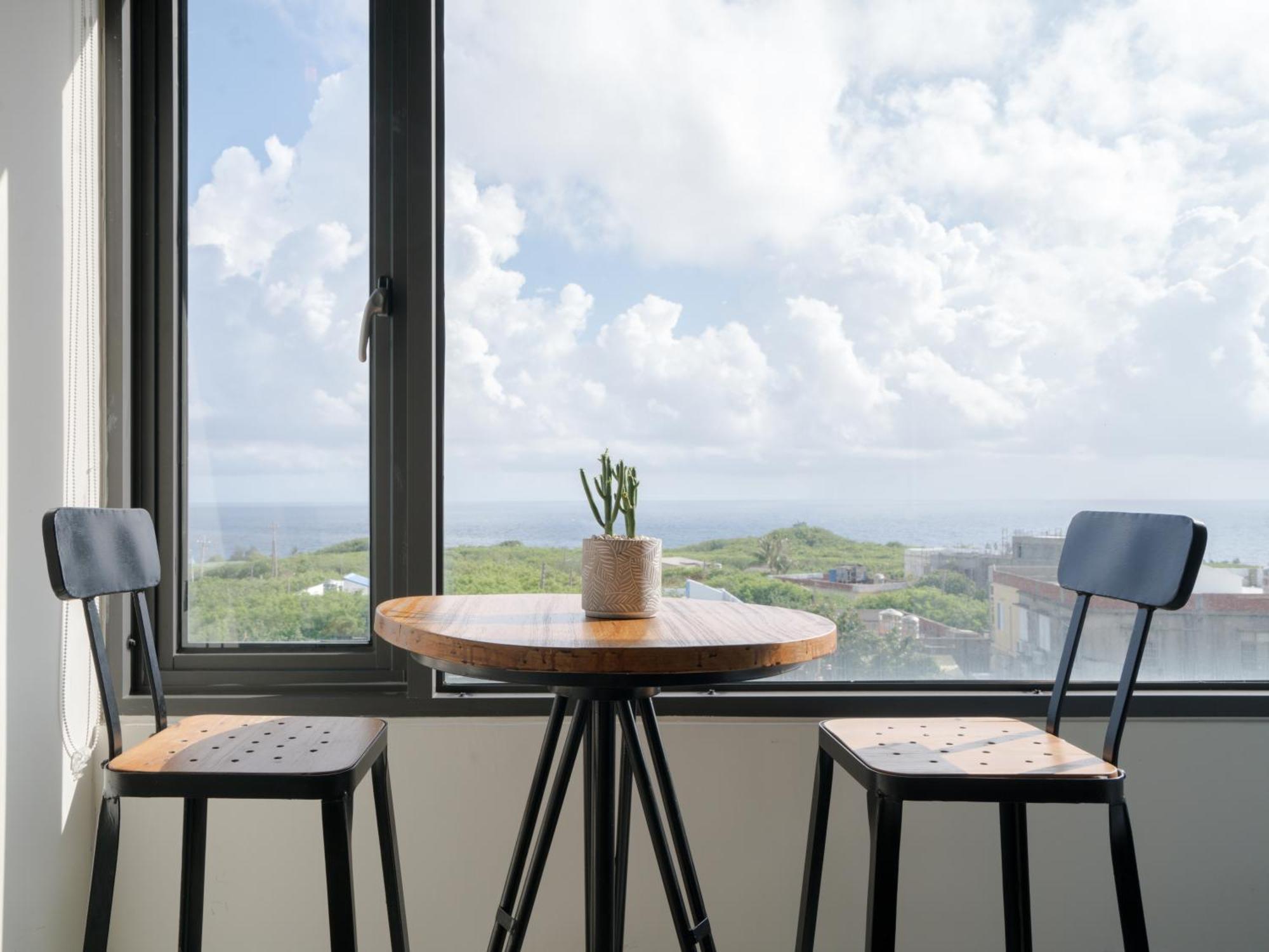 Bed and Breakfast 琉球茶室 現代館 à Île Lamay Extérieur photo