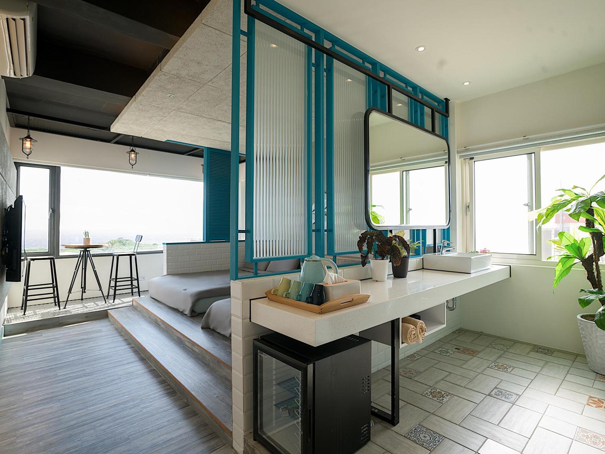 Bed and Breakfast 琉球茶室 現代館 à Île Lamay Extérieur photo