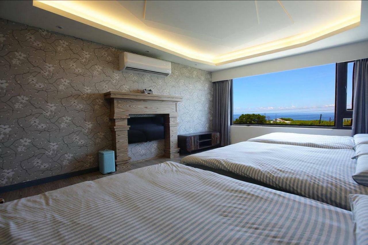 Bed and Breakfast 琉球茶室 現代館 à Île Lamay Extérieur photo